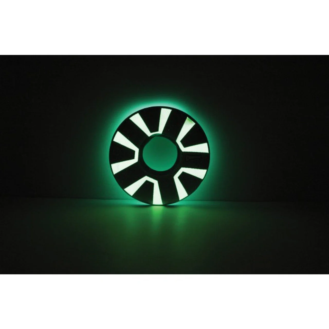Chuckit Max Glow Zipflight Medium 21cm - Image 2