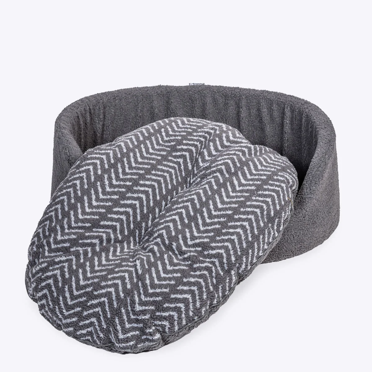 Danish Design Sherpa Fleece Charcoal Arrows Slumber Bed Medium 30" - Image 2