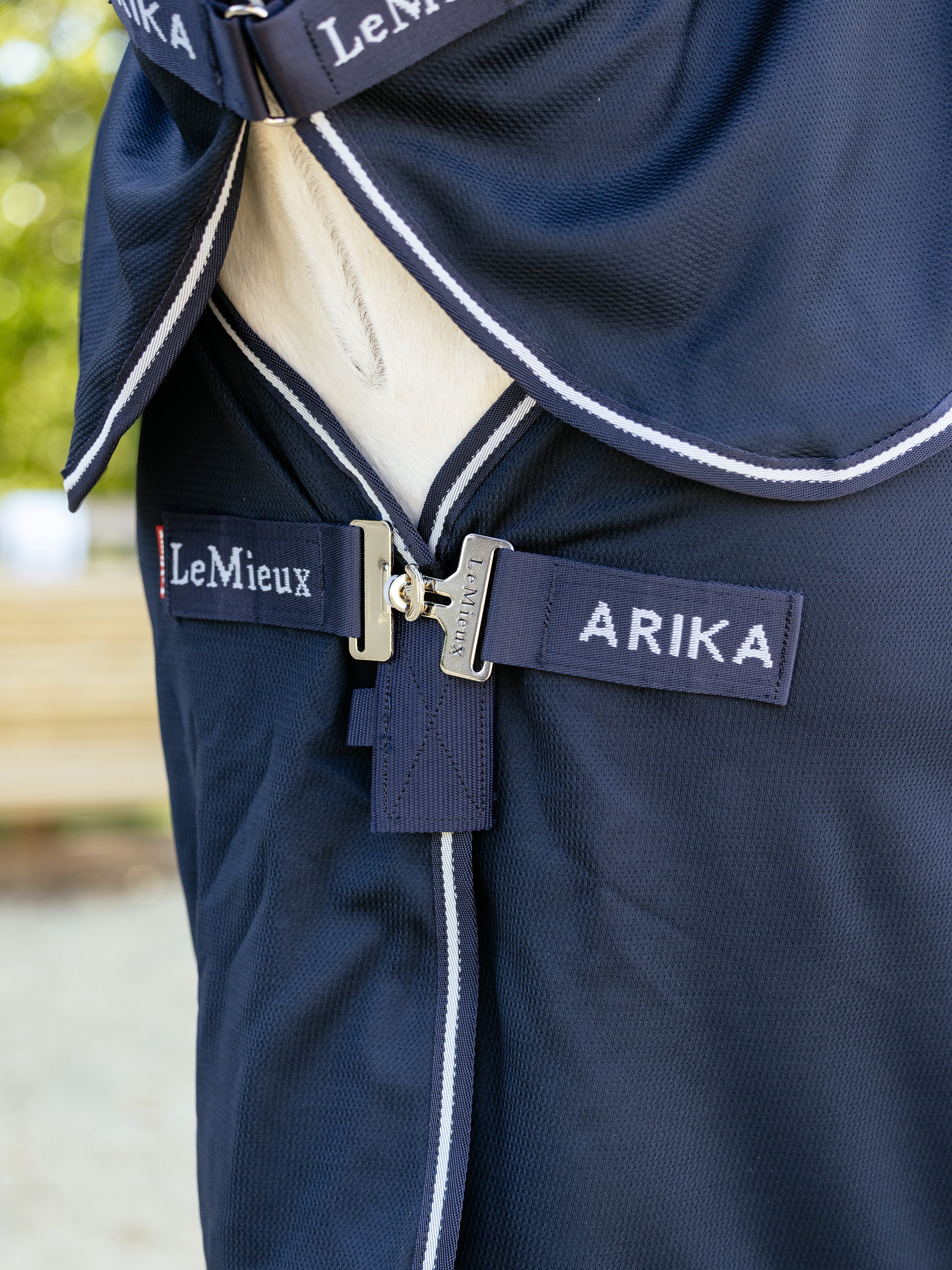 Le Mieux Arika DryEase Rug Navy - Image 2