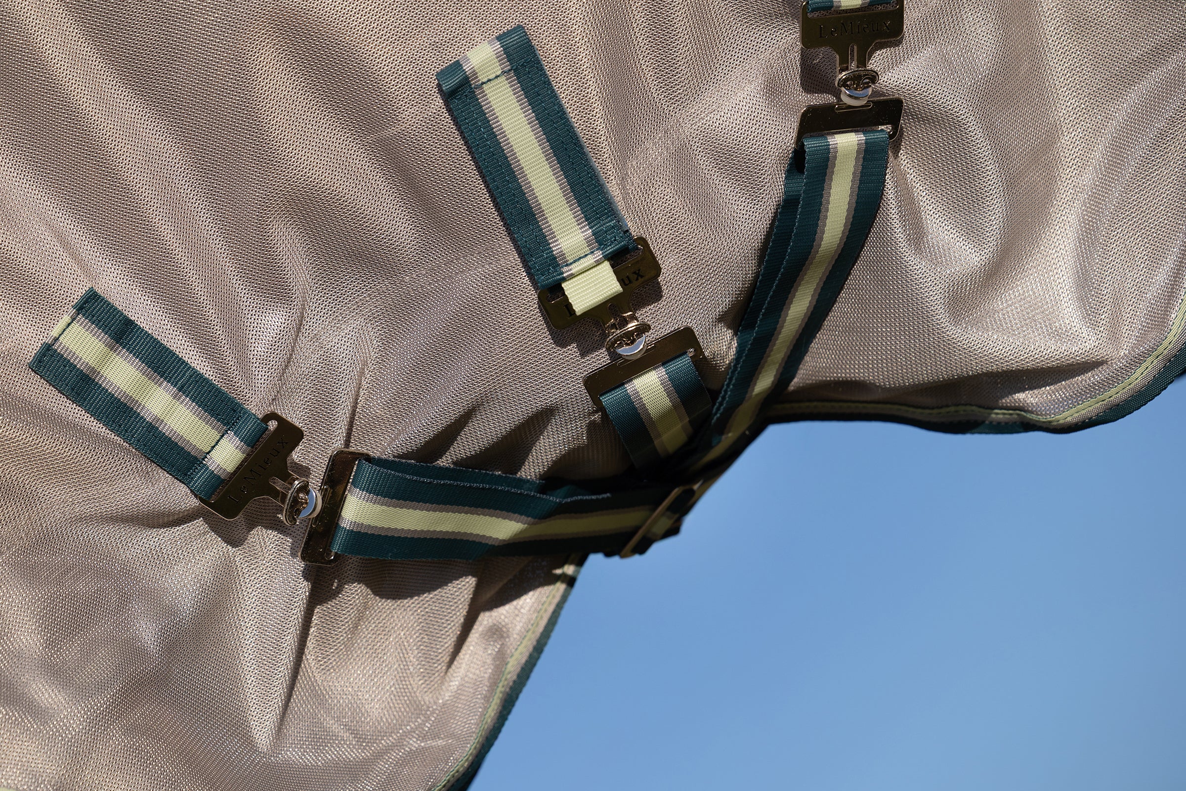 Le Mieux Arika Camo Shower-Tek Fly Rug Jungle - Image 3