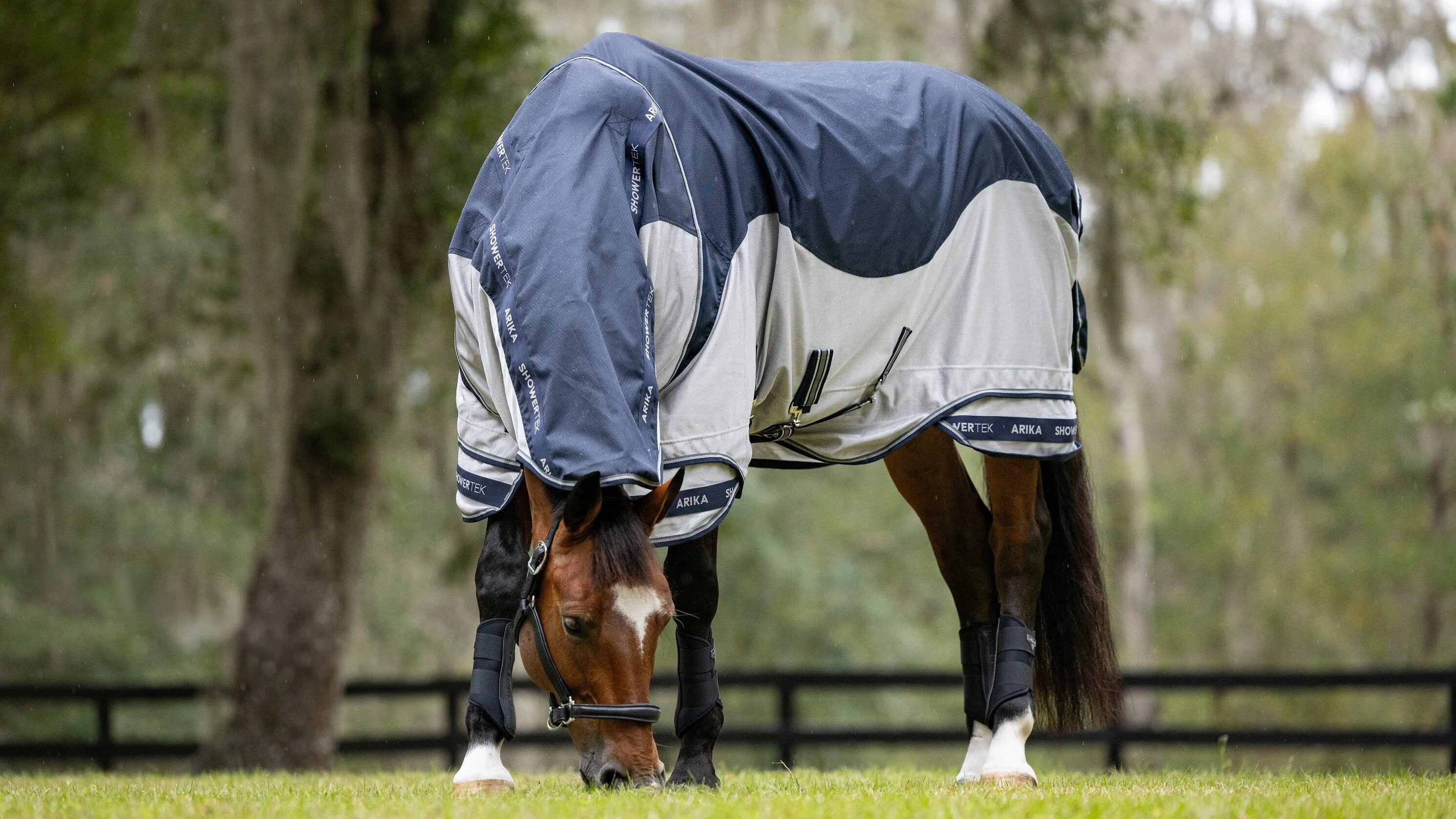 Le Mieux Arika Shower-Tek Fly Rug Navy - Image 2