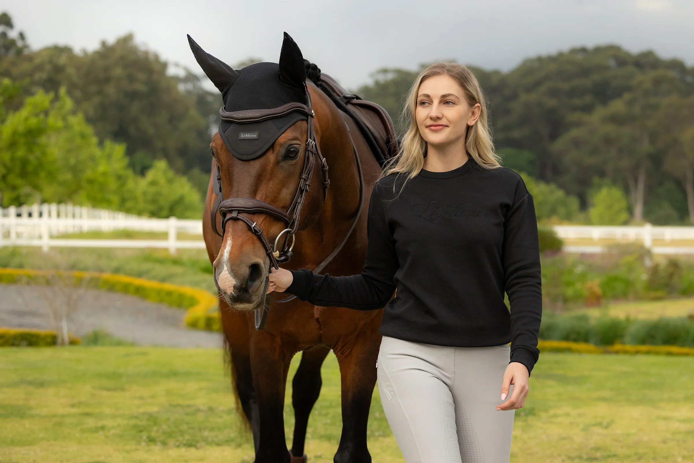 Le Mieux Christina Crew Sweat Black - Image 2