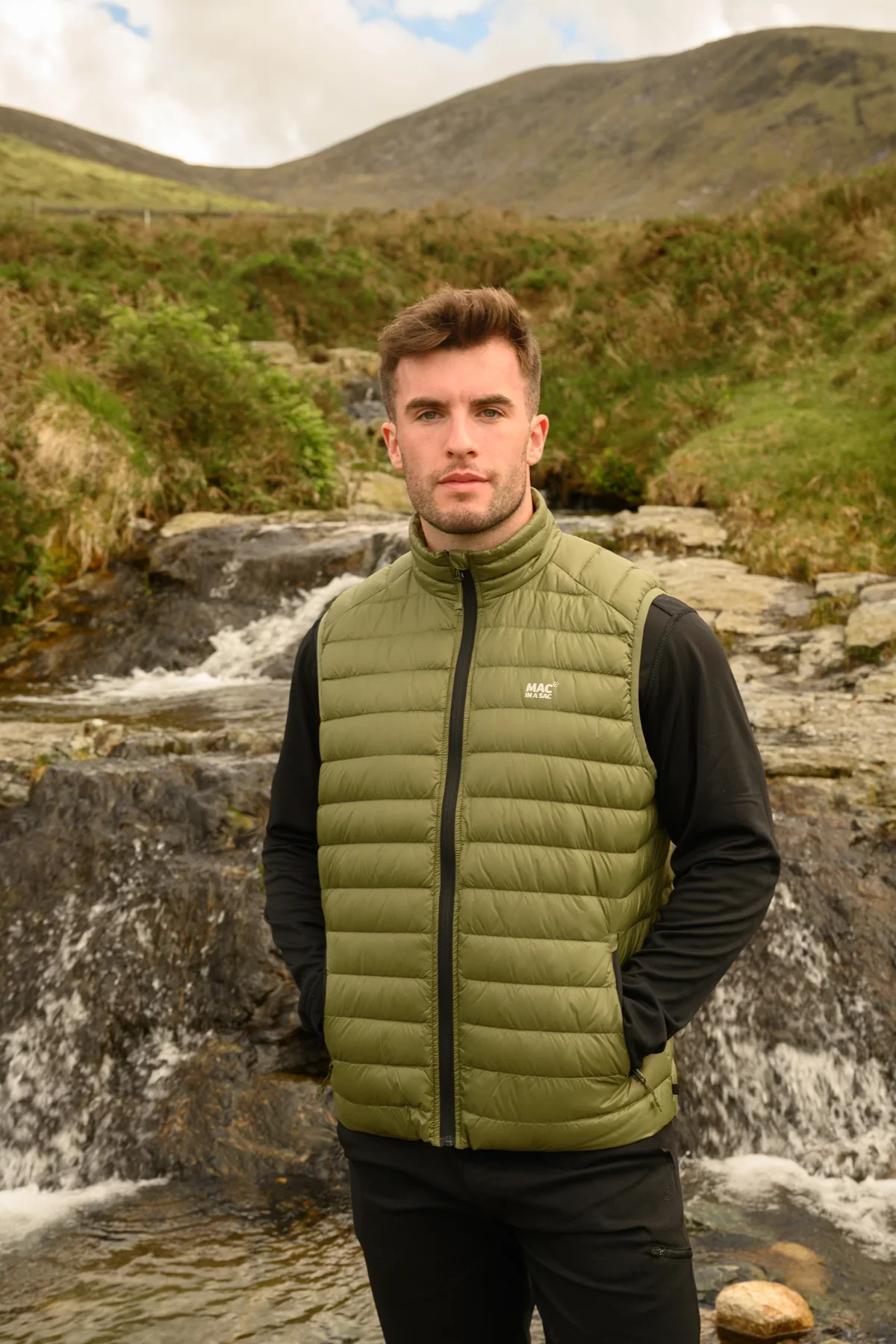 Mac In A Sac Mens Alpine Down Gilet Khaki - Image 5