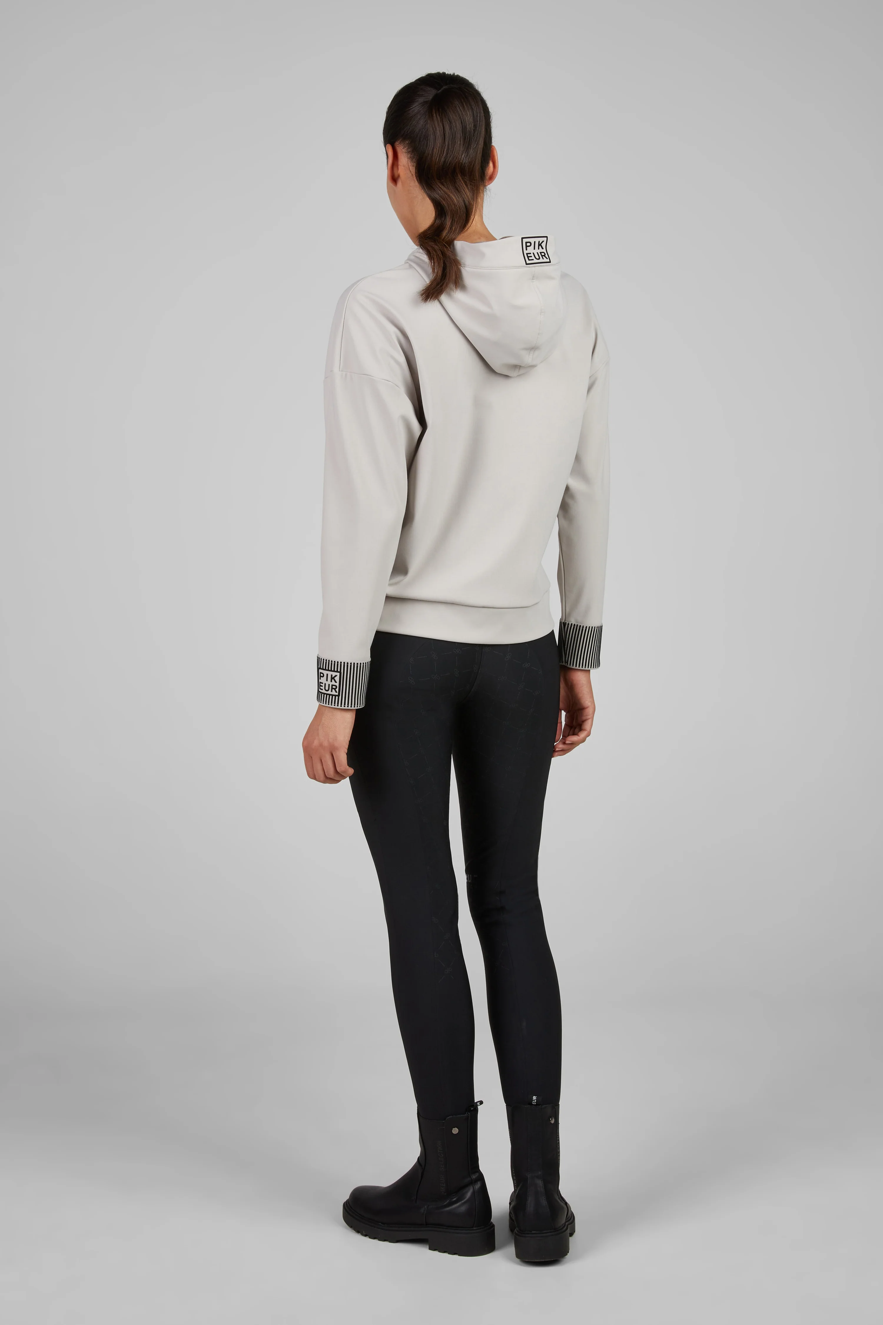 Pikeur Sweater 8281 Selection Pale Grey - Image 2