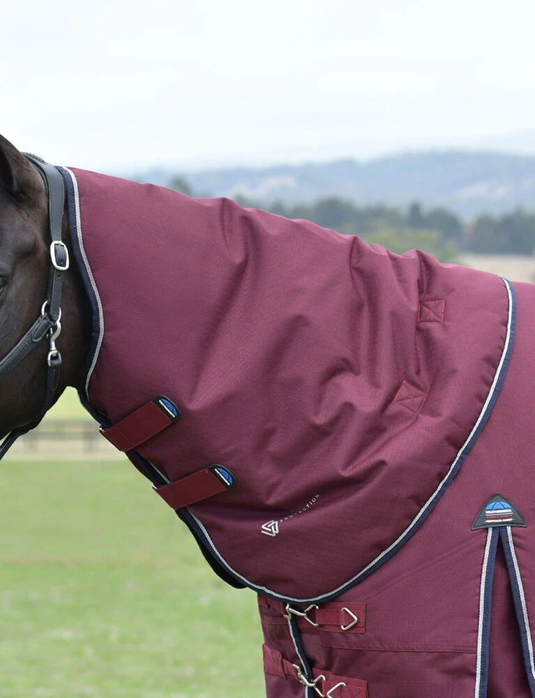 Weatherbeeta Comfitec Essential Turnout Detach-A-Neck 220g Burgundy / Navy - Image 4