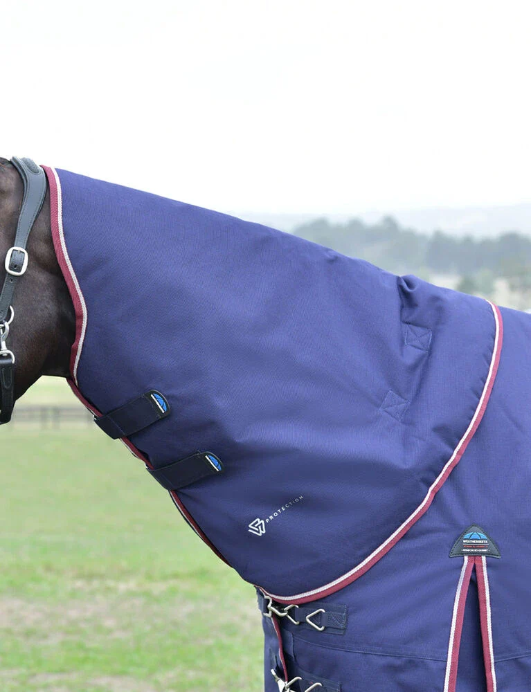 Weatherbeeta Comfitec Essential Turnout Detach-A-Neck 50g Navy / Burgundy - Image 4