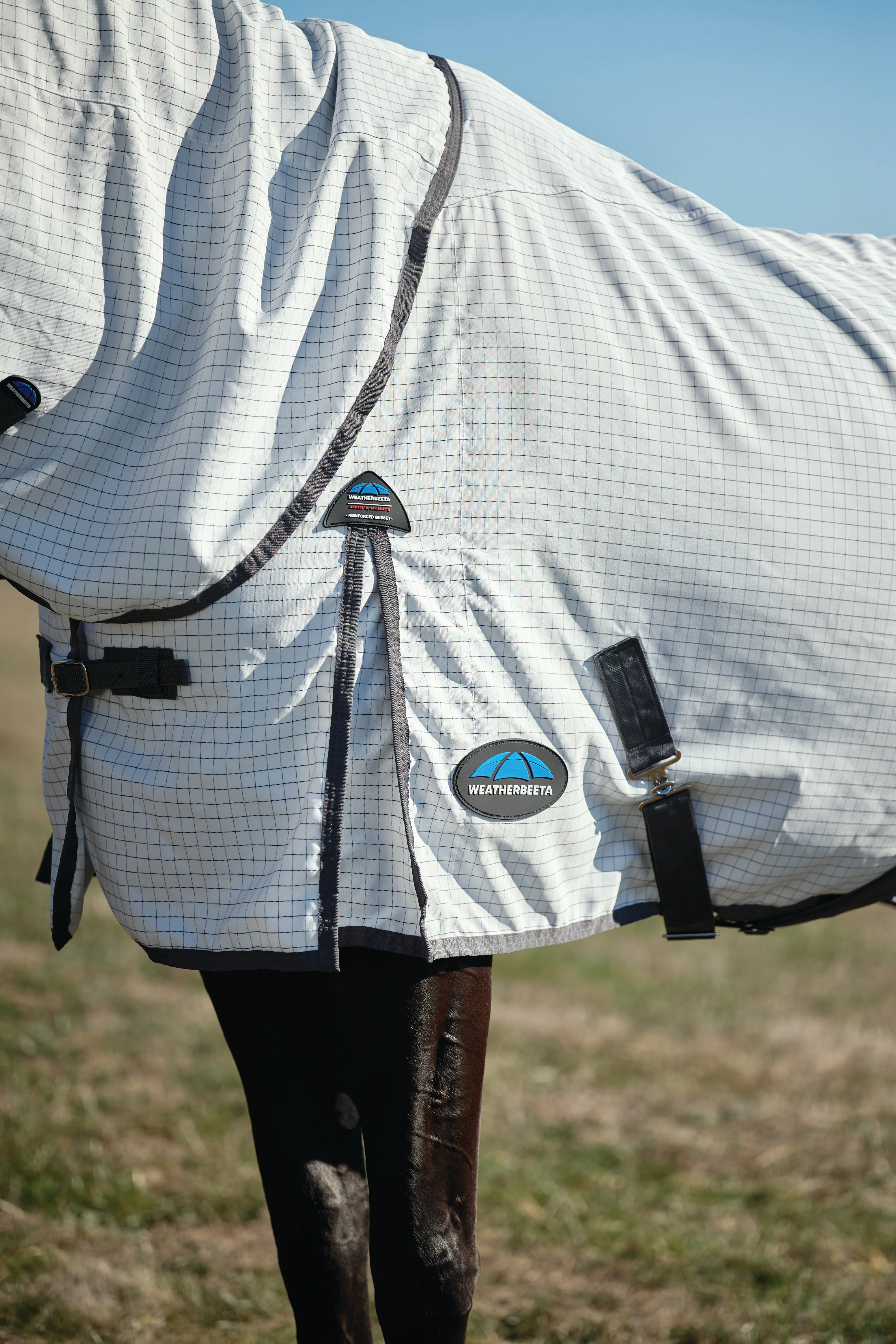 Weatherbeeta Hybrid Sheet Combo White/Charcoal - Image 6