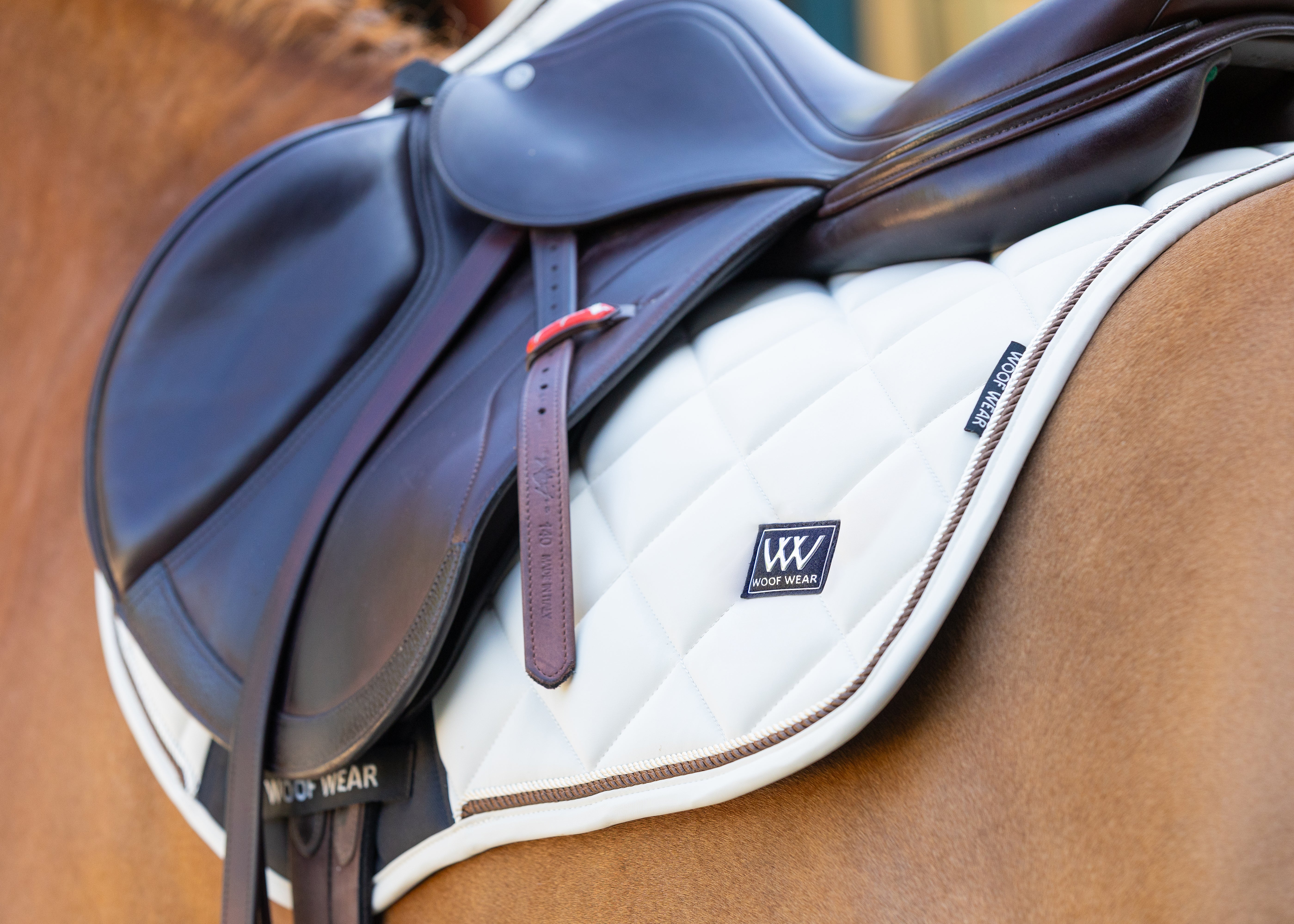 Woof Wear Vision Aura Saddle Pad Close Contact - Image 6
